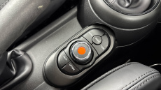 MINI Hatchback 2.0 Cooper S Exclusive 3dr Auto Petrol Hatchback